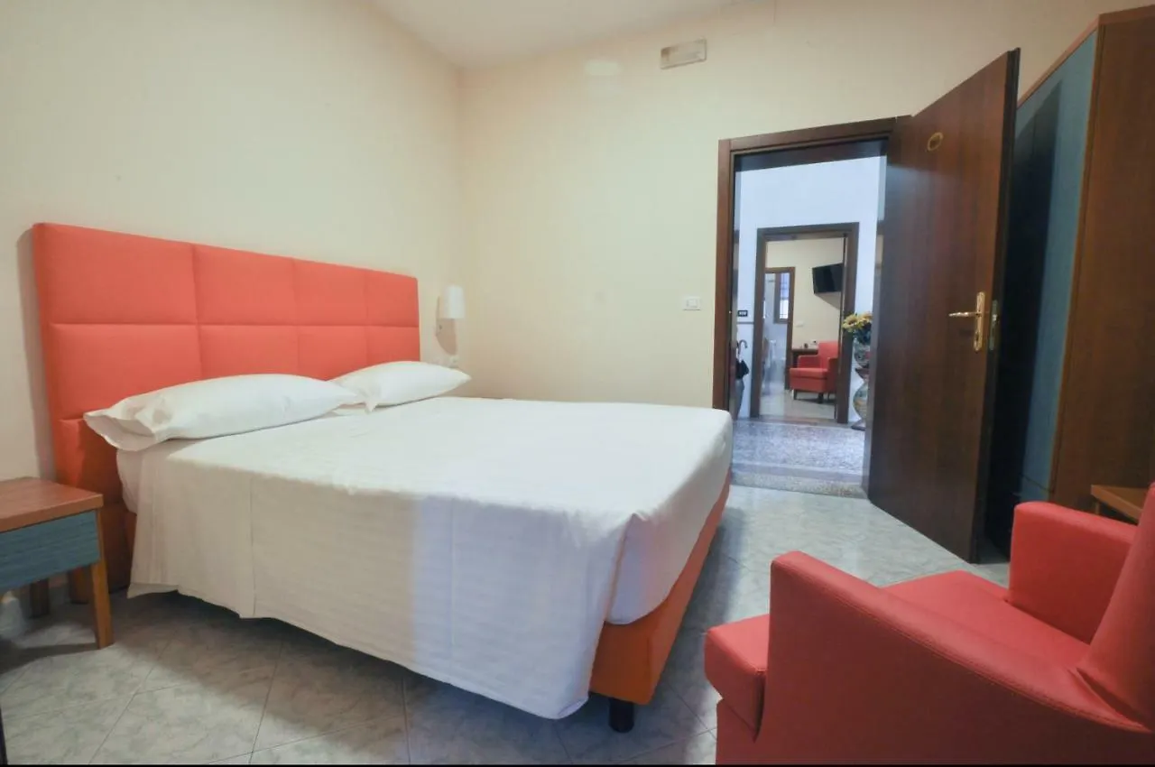 Hotel Villa Azzurra Bologna 2*,